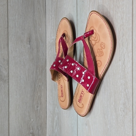 Born Women Leather Thong Sandals Flats shoes sz 8 - Picture 1 of 10